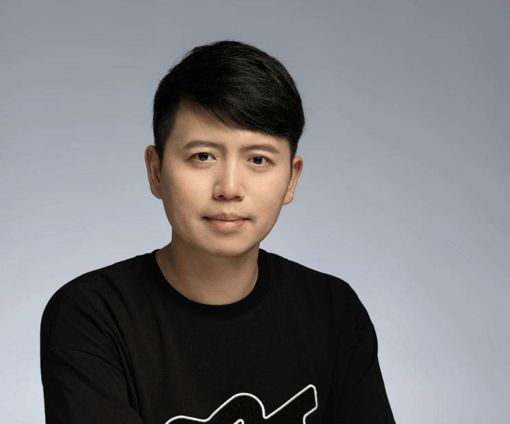 Z Waves｜吴欣鸿：美图CEO，高中学历炒币狂赚6个亿，中国最懂女性的产品经理开始拥抱AIGC