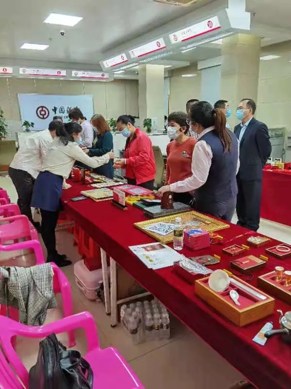 银行炒贵金属(银行贵金属怎么炒)