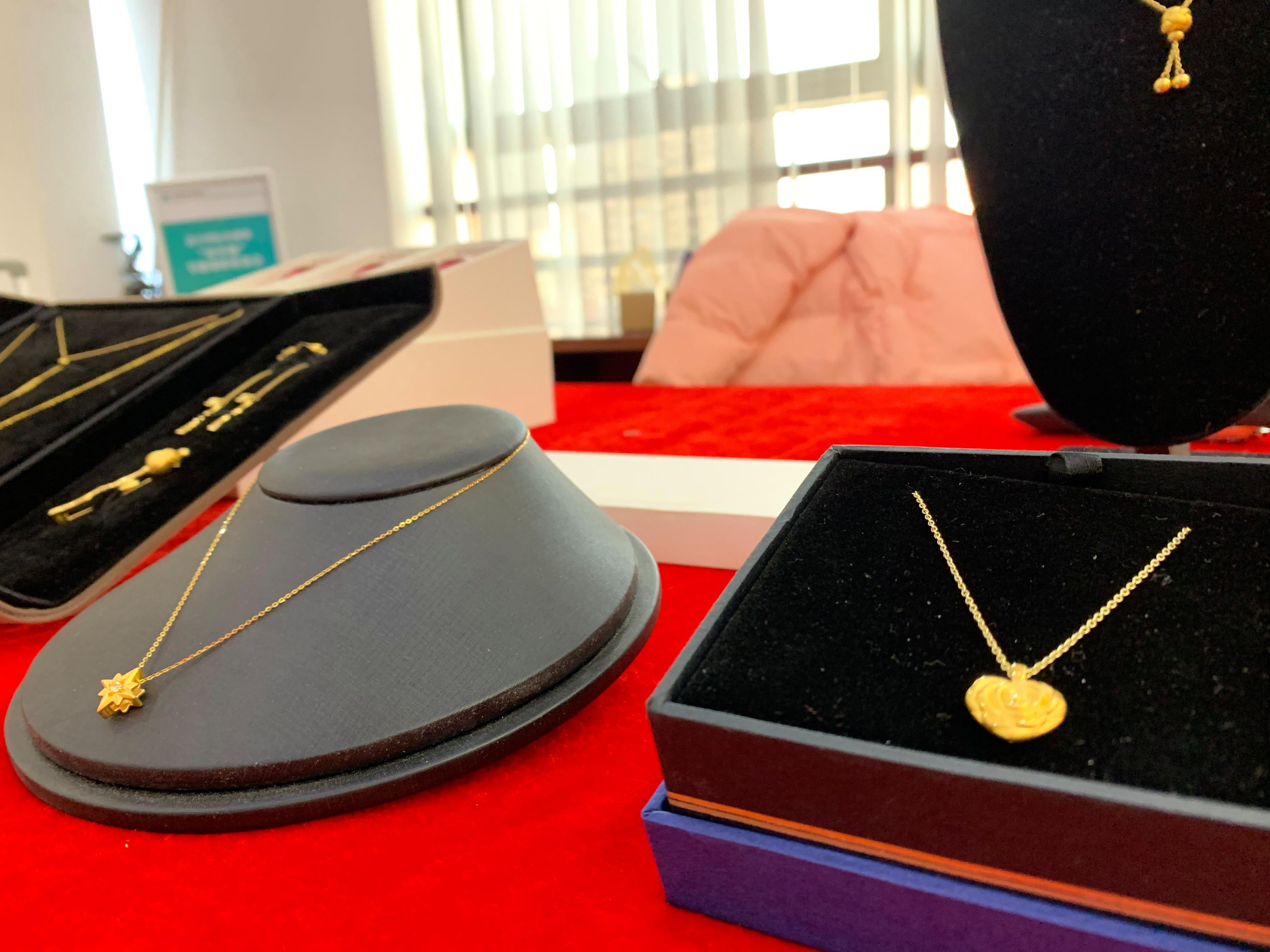 支行贵金属(支行贵金属启动会主持词)